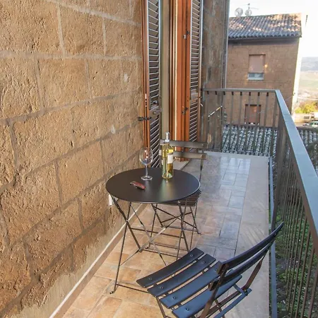 Al Quattro, Nel Centro Di